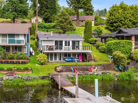 23912 N West View Rd, Mount Vernon, WA 98274
