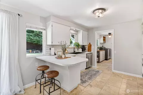 Kitchen - 817 94th St SE, Everett, WA 98208 photo 6 of 6