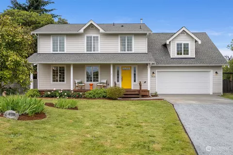 7626 SW 258th Ct, Vashon, WA 98070