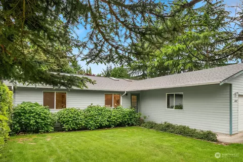 4807 NE 7th Pl, Renton, WA 98059