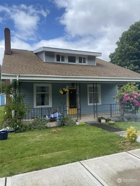 1005 SE 1st St, Winlock, WA 98596 photo 1
