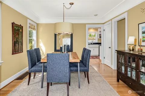 2019 23rd Ave E, Seattle, WA 98112 photo 11