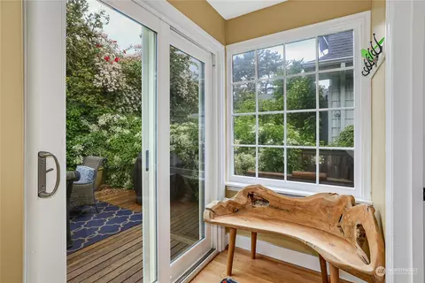 2019 23rd Ave E, Seattle, WA 98112 photo 16