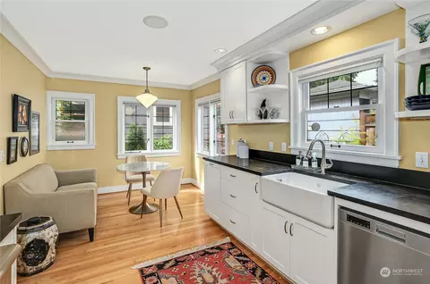 2019 23rd Ave E, Seattle, WA 98112 photo 14