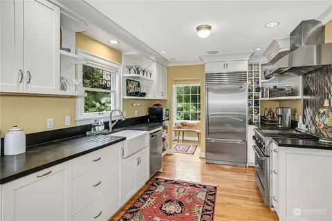 2019 23rd Ave E, Seattle, WA 98112 photo 12