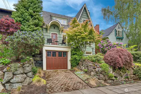 2019 23rd Ave E, Seattle, WA 98112 photo 2