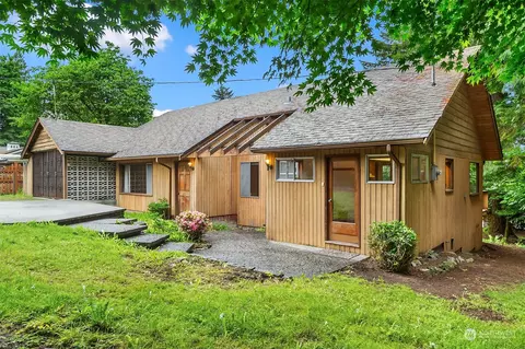 4216 Olive St, Everett, WA 98203