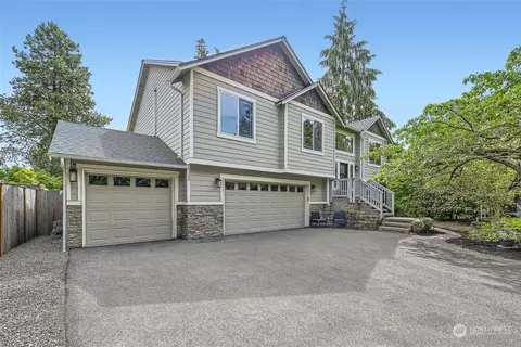 5326 160th St SW, Edmonds, WA 98026