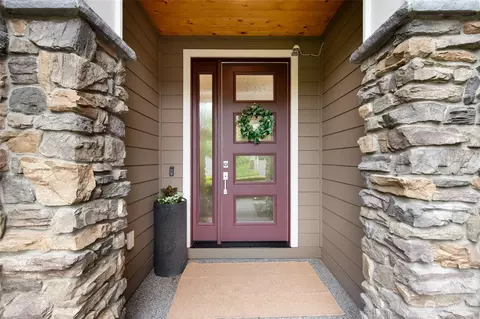 Entry Way - 1607 233rd St SE, Bothell, WA 98021 photo 1 of 3