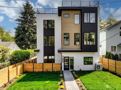 3828 35th Ave W #B, Seattle, WA 98199