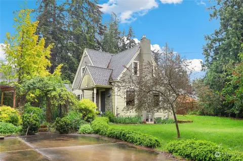 17079 Blodgett Rd, Mount Vernon, WA 98274