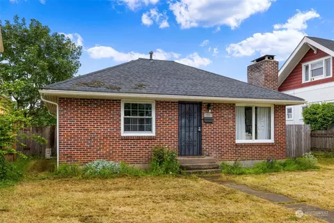 720 H St, Centralia, WA 98531