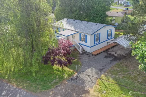 612 Nisqually Park Dr SE, Lacey, WA 98513