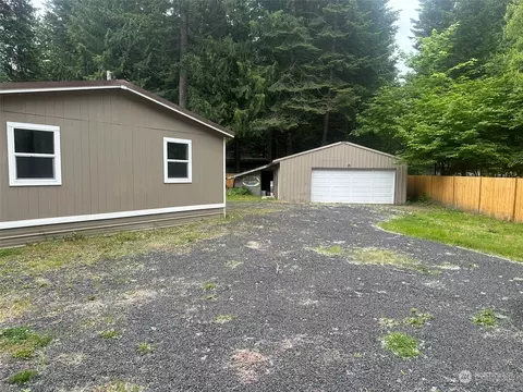 104 Chipmunk Pl, Packwood, WA 98361