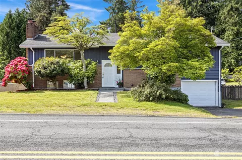 331 N 200th St, Shoreline, WA 98133