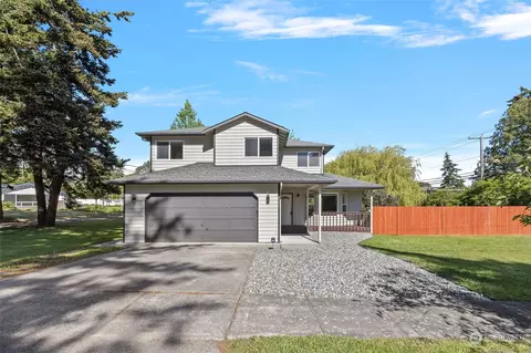 780 SE Castle Park Ct, Oak Harbor, WA 98277