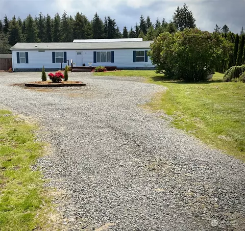 84 Heuhslein Rd, Port Angeles, WA 98362