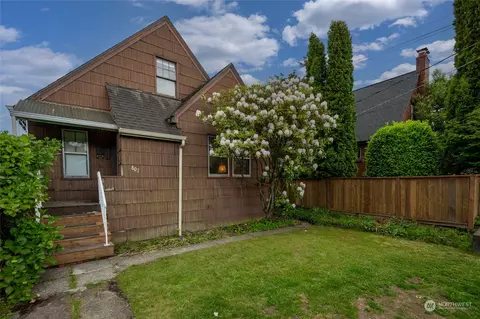 807 NE 80th St, Seattle, WA 98115