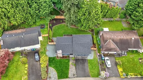 View/Area - 2424 170th St SE, Bothell, WA 98012 photo 1 of 2