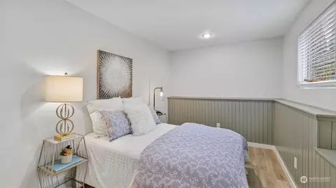 Bedroom - 2424 170th St SE, Bothell, WA 98012 photo 6 of 6
