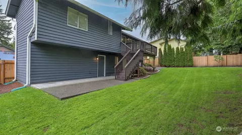 Exterior - 2424 170th St SE, Bothell, WA 98012 photo 7 of 11