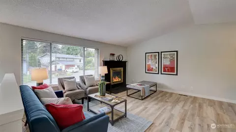 Living - 2424 170th St SE, Bothell, WA 98012 photo 1 of 2