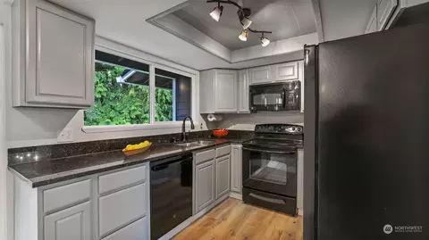 Kitchen - 2424 170th St SE, Bothell, WA 98012 photo 3 of 3