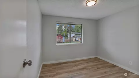 Bedroom - 2424 170th St SE, Bothell, WA 98012 photo 1 of 6