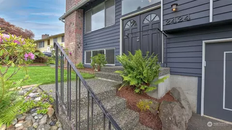 Exterior - 2424 170th St SE, Bothell, WA 98012 photo 5 of 11