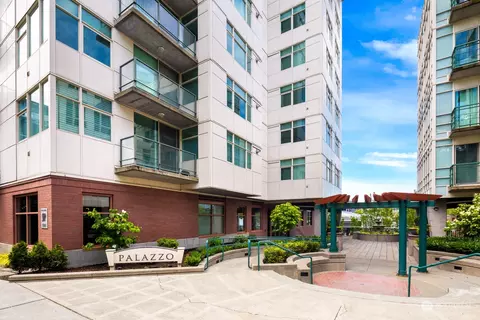 1100 106th Ave NE #807, Bellevue, WA 98004