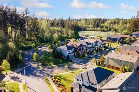View/Area - 17522 39th Ave SE, Bothell, WA 98012 photo 2 of 2