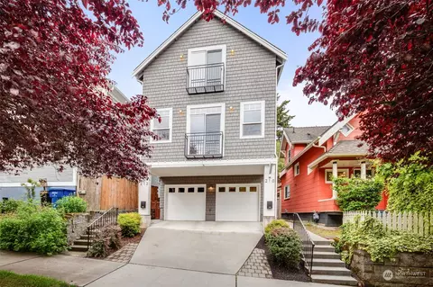 210 15th Ave, Seattle, WA 98122