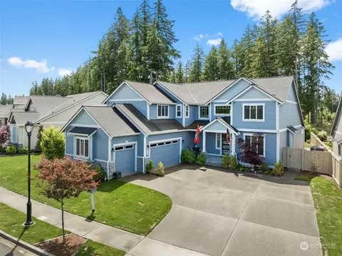 4429 Caddyshack Dr NE, Lacey, WA 98516
