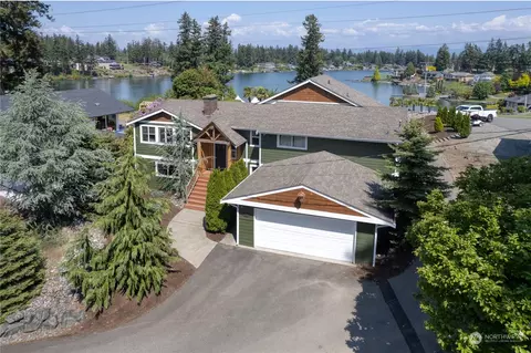 2009 Sumner Tapps Hwy E, Lake Tapps, WA 98391