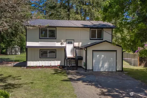 9605 138th Street Ct NW, Gig Harbor, WA 98329