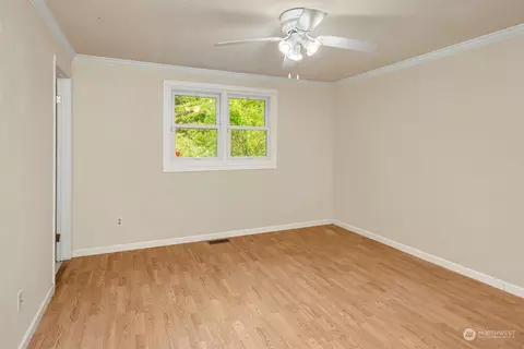 Bedroom - 302 163rd Pl SE, Bothell, WA 98012 photo 3 of 4