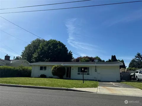 1306 28th St SE, Auburn, WA 98002