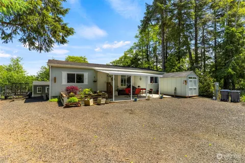 528 Chenois Ave NE, Ocean Shores, WA 98569