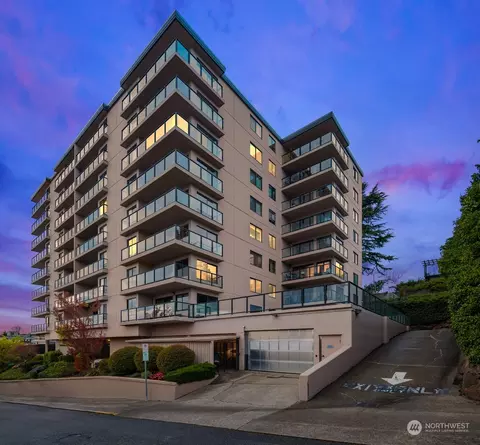 100 Ward St #802, Seattle, WA 98109