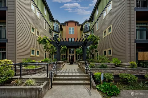 15730 116th Ave NE #101, Bothell, WA 98011