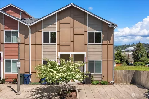 2301 S G St #N, Tacoma, WA 98405