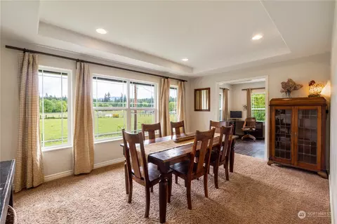 Dining - 24200 SE 371st St, Enumclaw, WA 98022 photo 1 of 1