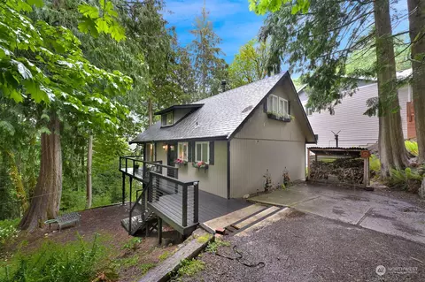 31 Inglewood Pl, Bellingham, WA 98229
