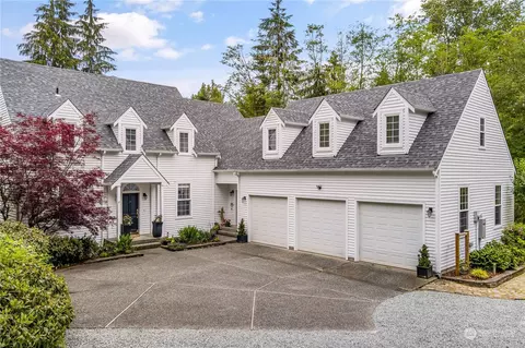 16357 Lookout Ln, Bow, WA 98232