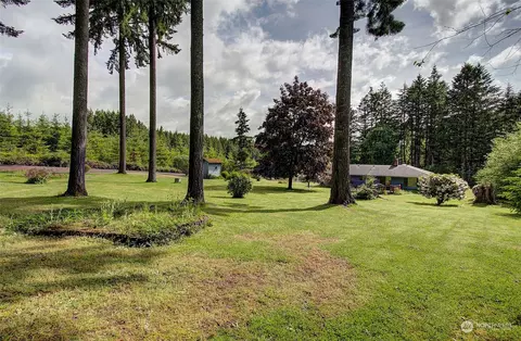 Exterior - 111 Backstrom Rd, Winlock, WA 98596 photo 7 of 11