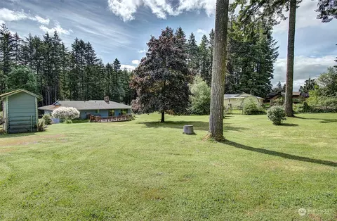 Exterior - 111 Backstrom Rd, Winlock, WA 98596 photo 4 of 11