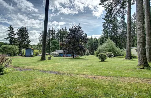 Exterior - 111 Backstrom Rd, Winlock, WA 98596 photo 5 of 11