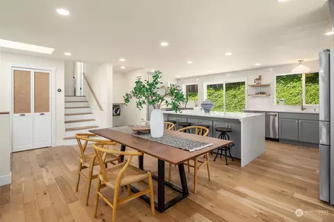Dining - 2624 242nd Pl SE, Bothell, WA 98021 photo 1 of 2