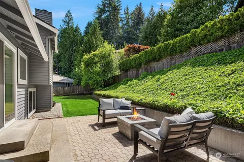 Exterior - 2624 242nd Pl SE, Bothell, WA 98021 photo 3 of 3