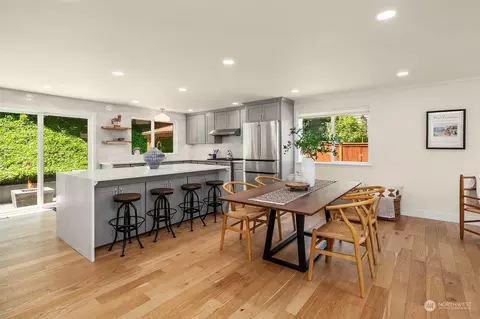 Dining - 2624 242nd Pl SE, Bothell, WA 98021 photo 2 of 2